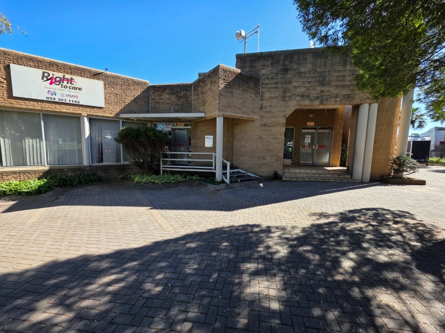 To Let commercial Property for Rent in Bethlehem Free State
